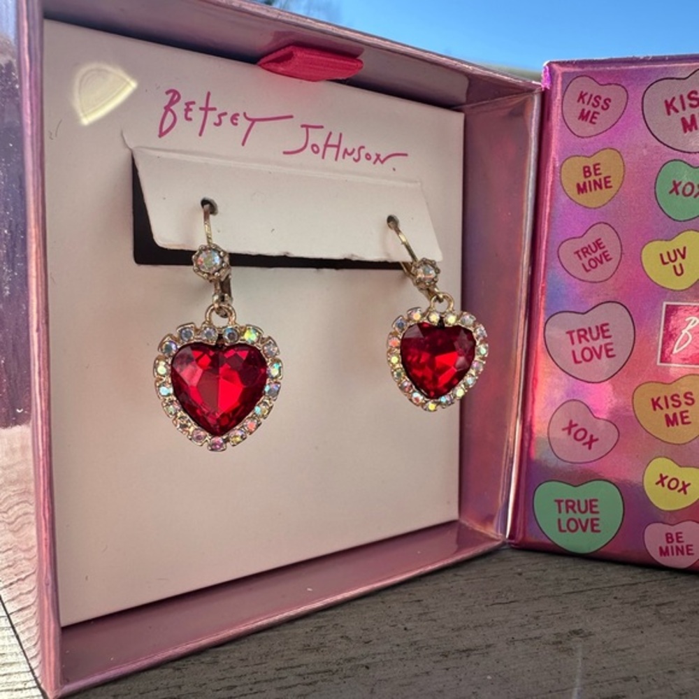 Betsey Johnson One Love Red Crystal Heart Drop Dangle Earrings Crystal Accents